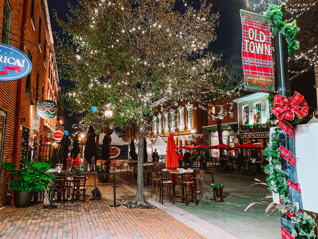 Top Things To Do During The Holidays In Old Town Alexandria - Skylar ...