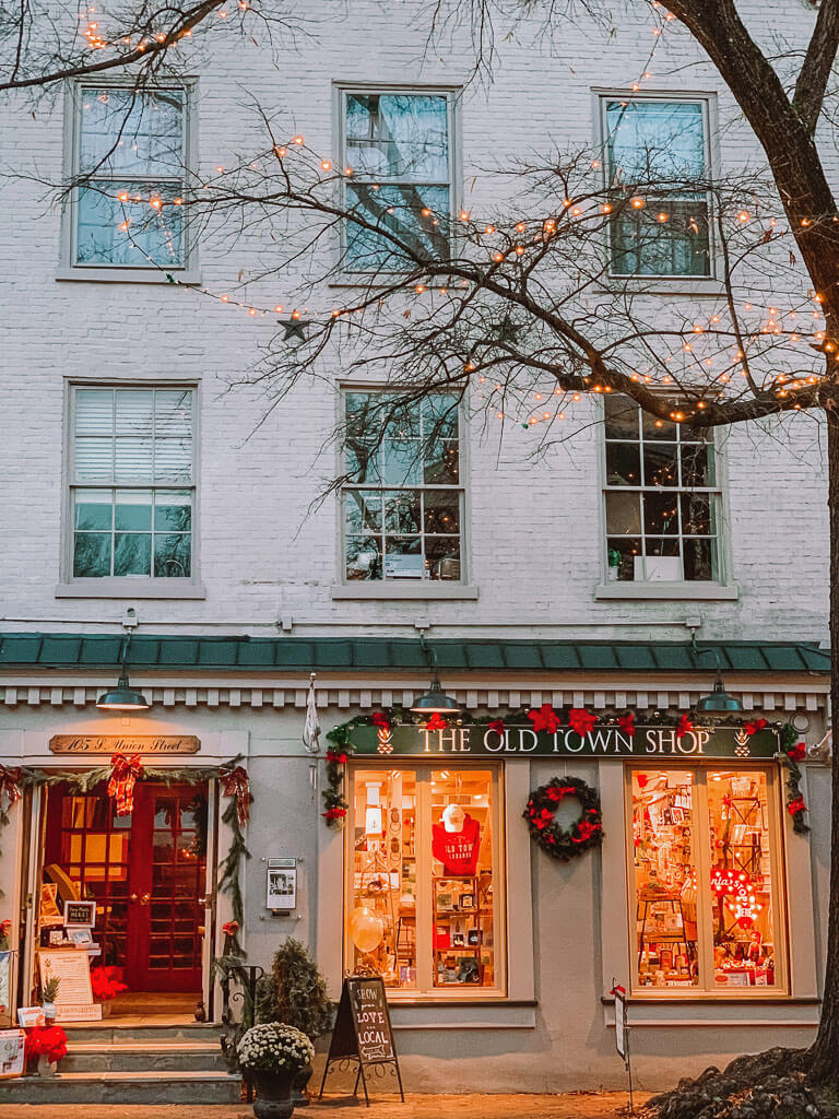 Top Things To Do During The Holidays In Old Town Alexandria - Skylar ...